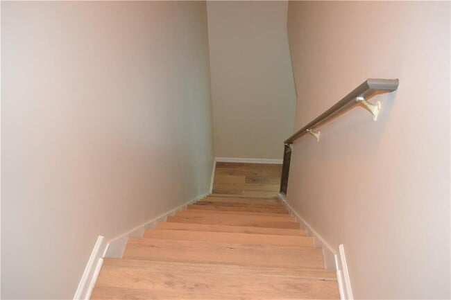 Building Photo - 6157 Red Top Loop