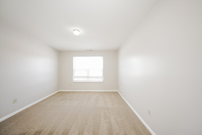 Building Photo - Charming 3 Bedroom Ranch