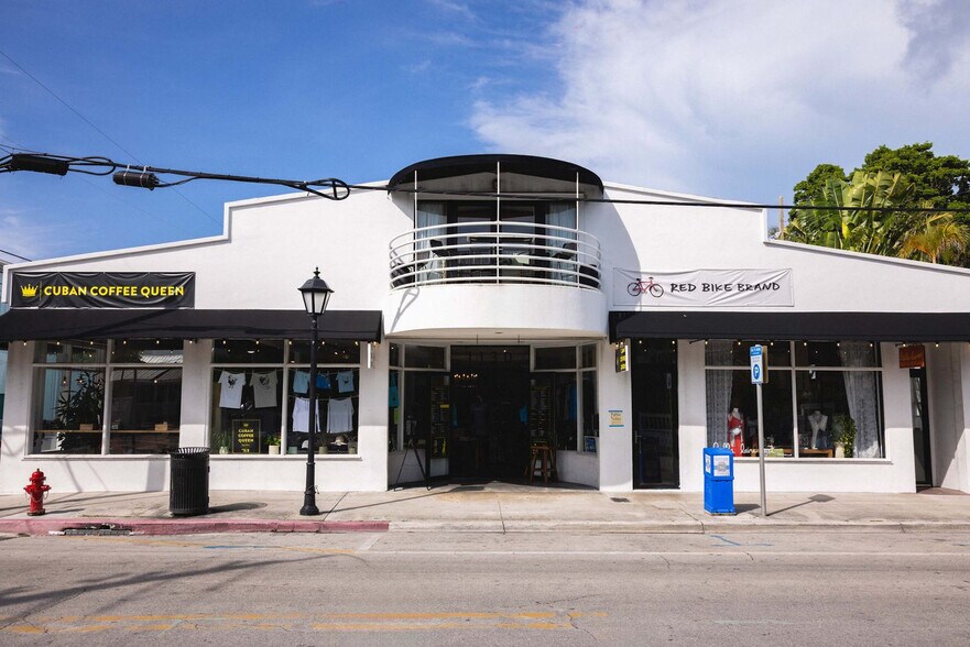 Building Photo - 1130 Duval St