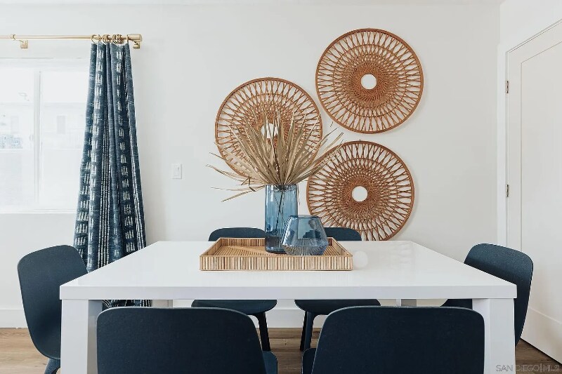 Building Photo - 1231 Center Ave