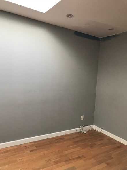 Building Photo - 8534 126th St