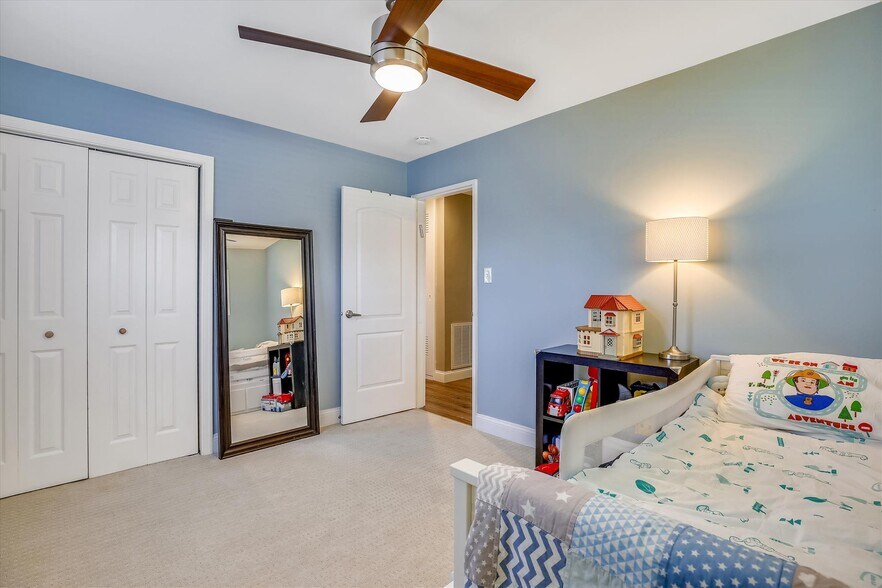 Bedroom #2 - 13810 Parkland Dr