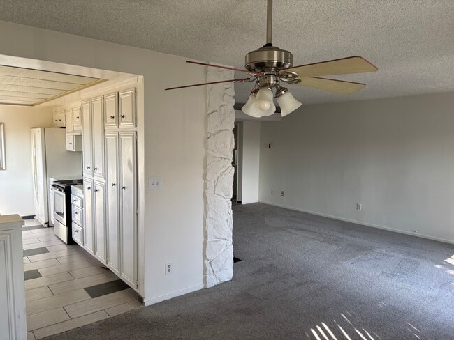 Building Photo - 12711 Matteson Ave