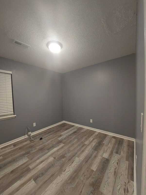 Building Photo - 1861 E 78th St