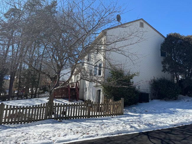 Building Photo - 4269 Berwick Pl