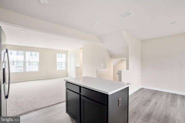 Building Photo - 7263 Congressional Cir