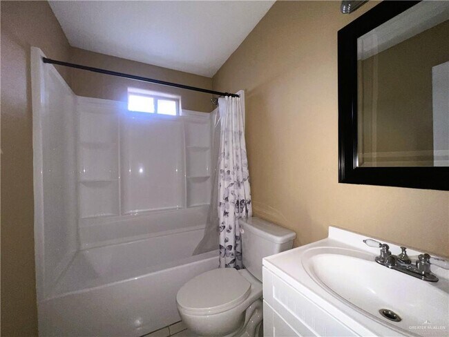 Building Photo - 17 N 28th St