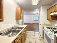 Building Photo - 202 Tamara Dr