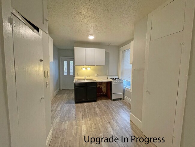 Primary Photo - 507 Iowa Ave