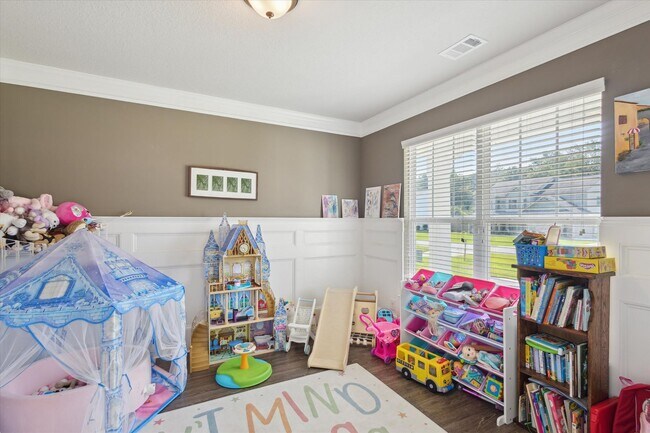 Building Photo - Spacious 4BR Home with Screened Porch & Fenced Yard in Effingham