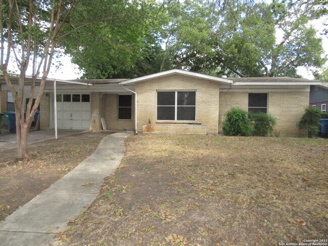 Primary Photo - 267 Cicero Ave