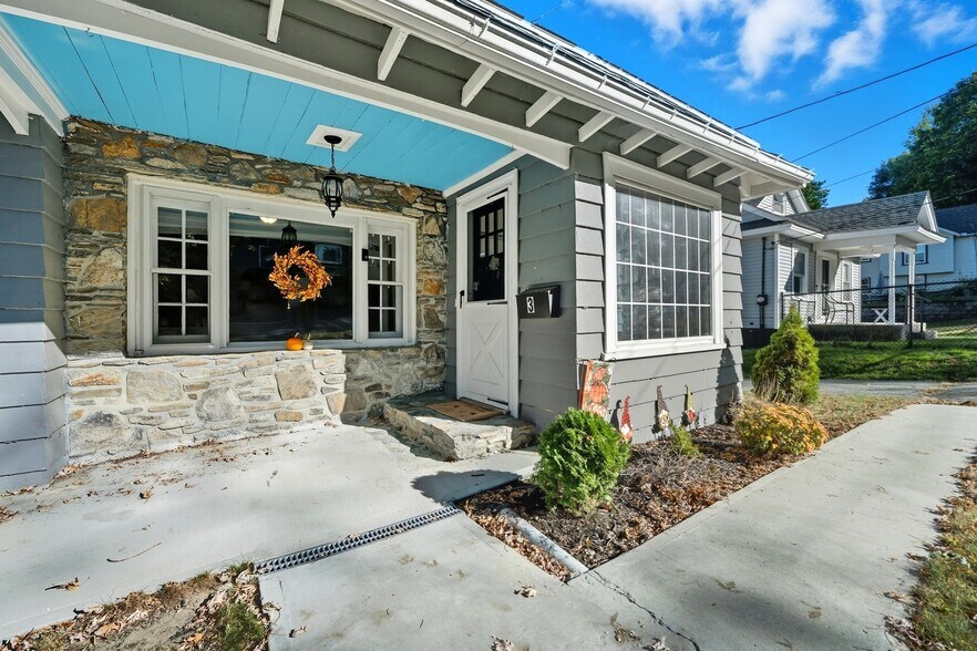 Building Photo - 5 Jenkins St