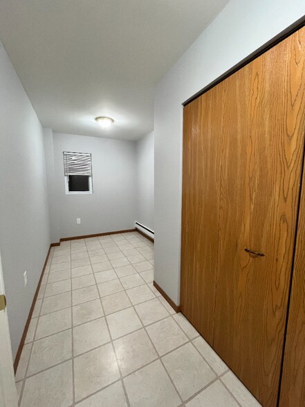 Building Photo - 316 Wayne Ave