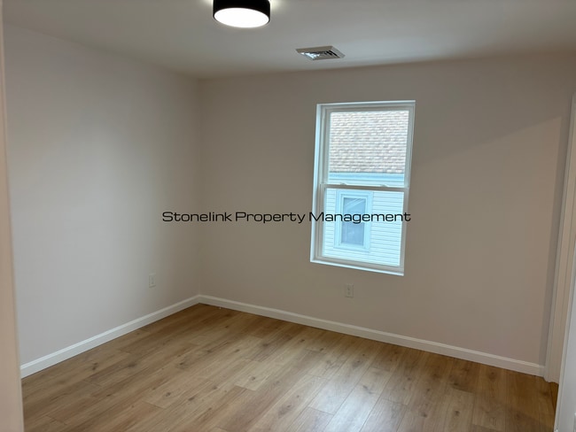 Building Photo - *1014 Douglas Avenue