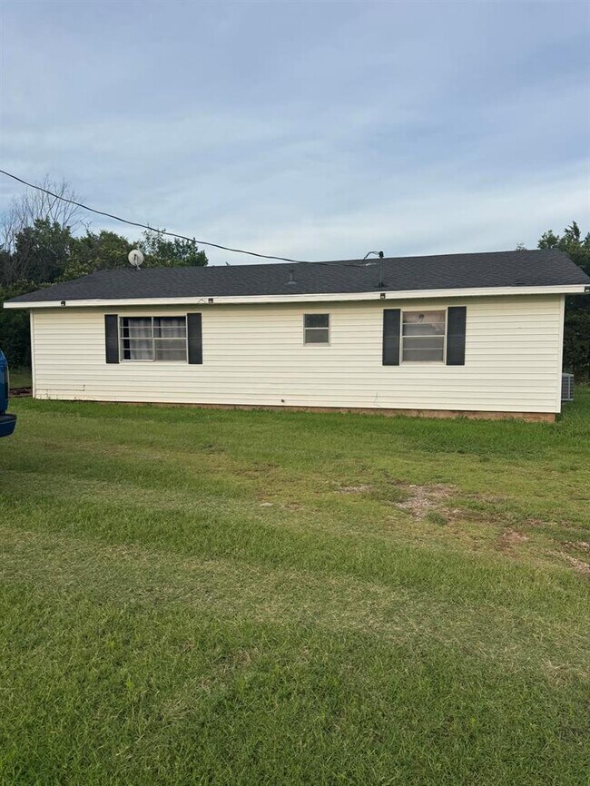 Building Photo - 12712 OK-51