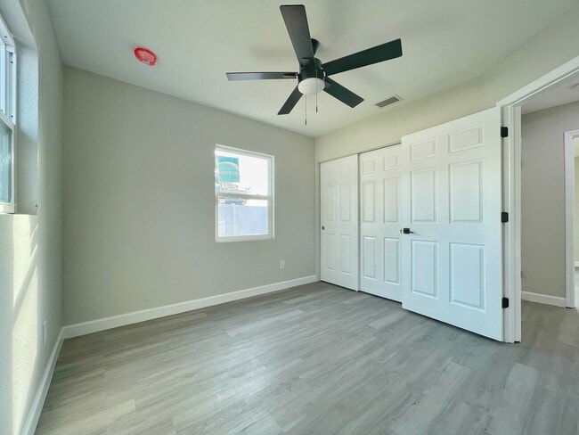 Building Photo - 2860 35th St S