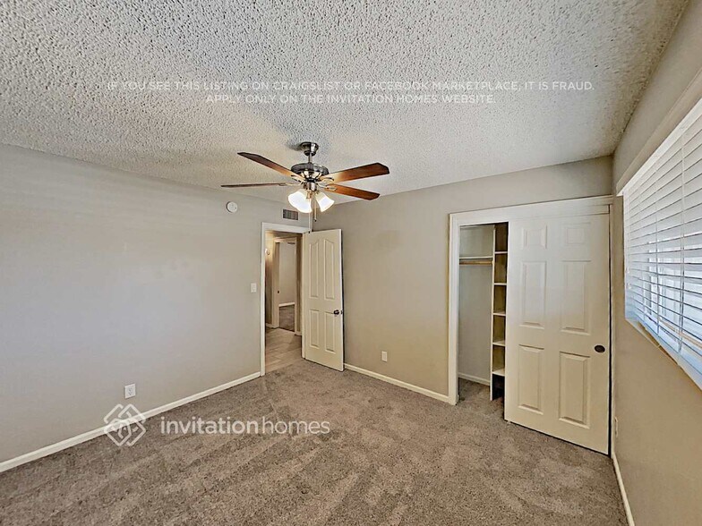 Building Photo - 2130 E Concorda Dr