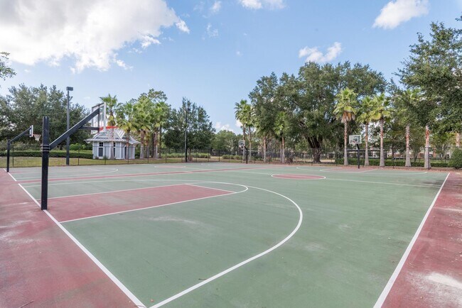 Building Photo - End unit townhome in The Cottages at Oakleaf Plantation
