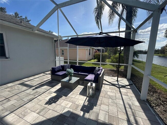 Building Photo - 12109 Clubhouse Dr