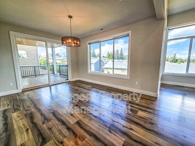 Building Photo - 619 202nd Pl SW