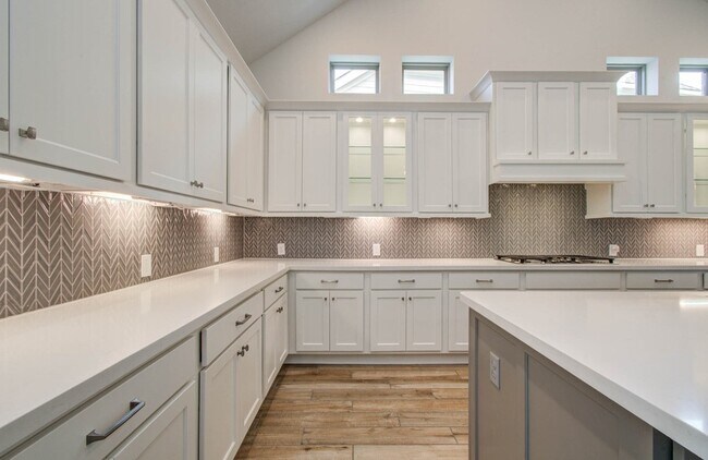 Building Photo - 28518 Jade Springs Ln