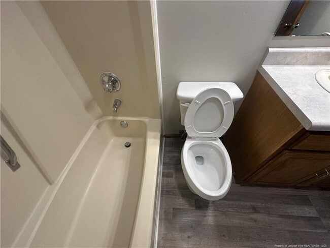 Building Photo - 1202 Huntsman Ct