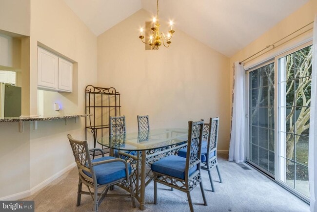 Building Photo - 37487 Burton Ct