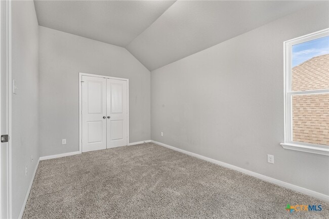 Building Photo - 1024 Shelby Dr