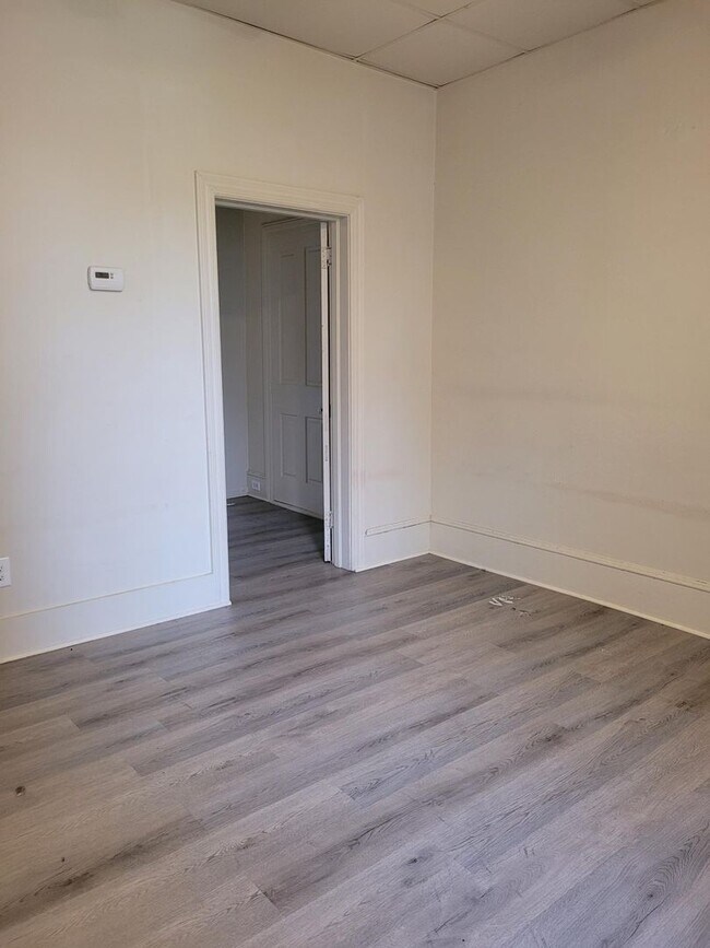 Building Photo - 223 Main Street