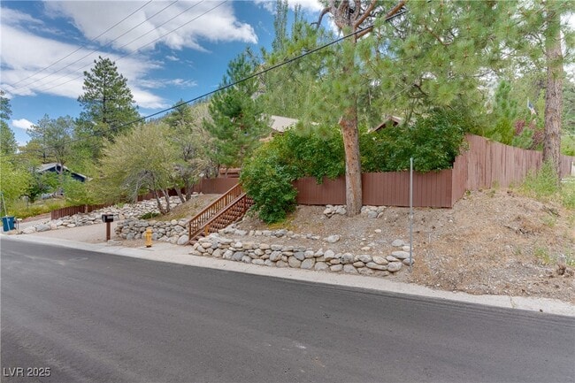 Building Photo - 3935 White Fir Way