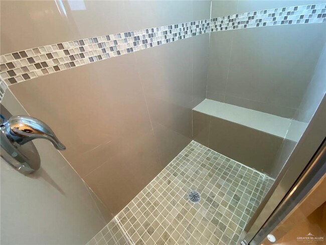 Building Photo - 32 East St