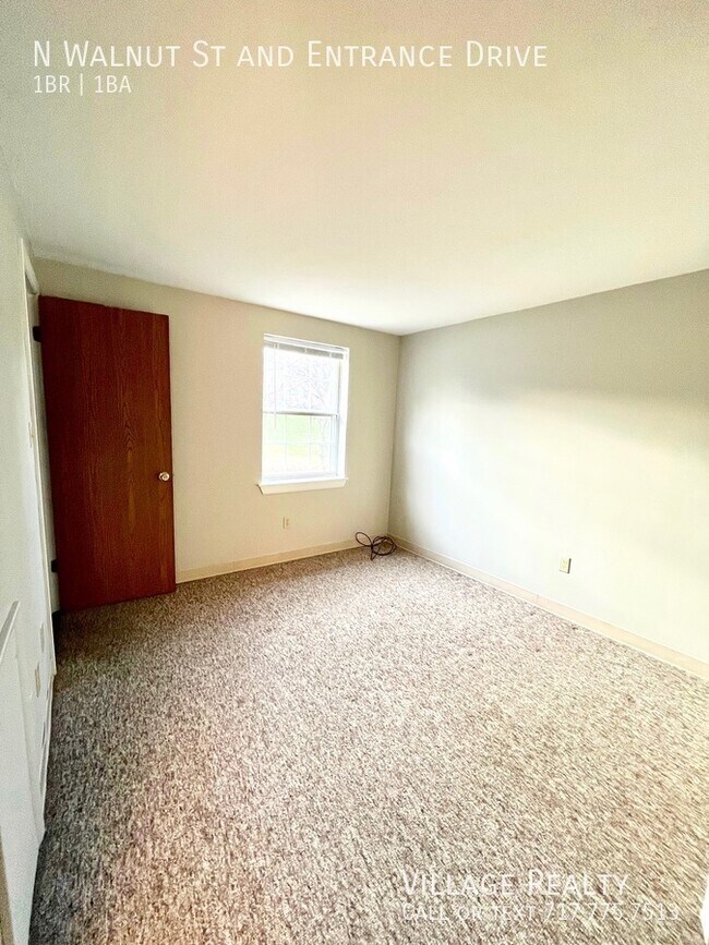 Building Photo - 312 N Walnut St