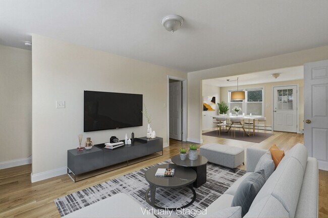 Building Photo - 45R South