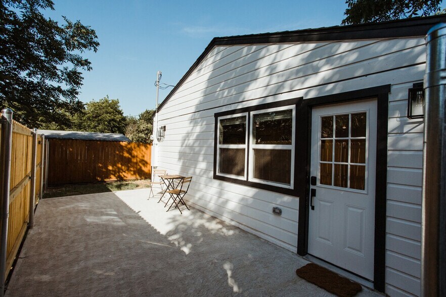 Building Photo - 1908 Morrow Ave