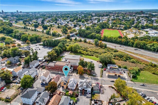 Building Photo - 555 Branch Ave