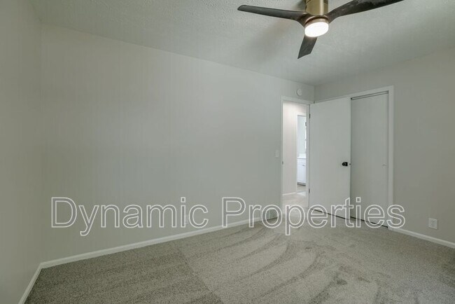 Building Photo - 15342 Sarpy Cir