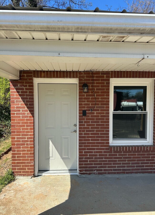 Marion Apartments 671 E Court St Marion NC 28752 Apartment Finder