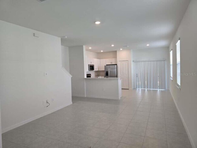 Building Photo - 10135 Trumpet Honeysuckle Wy