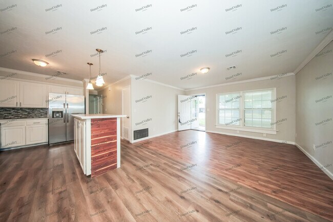 Building Photo - 5933 NW 58th St
