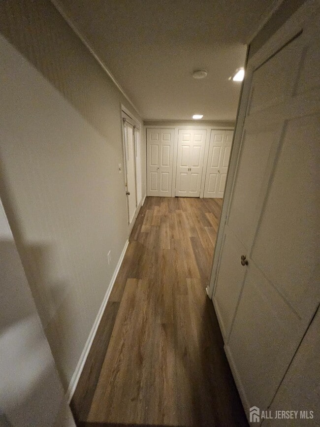 Building Photo - 74 Coley St