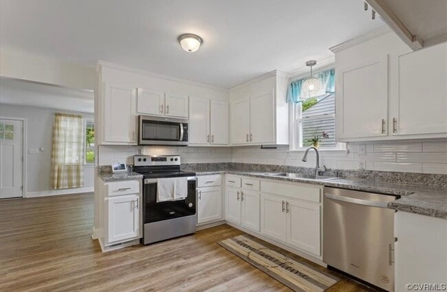 Building Photo - 326 S 20th Ave