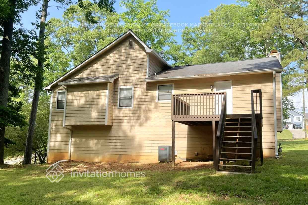 Building Photo - 2594 Bomar Rd