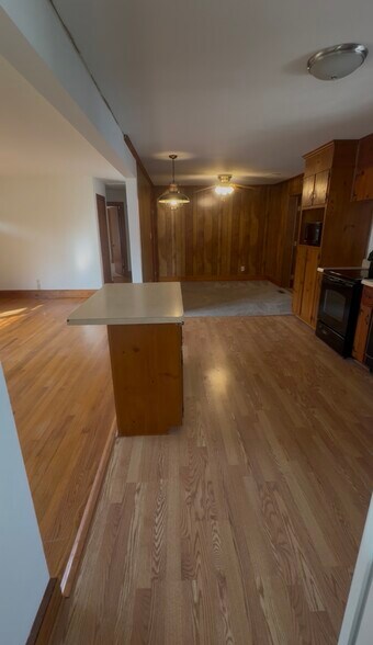 KitchKitchenen - 2904 Norfolk St