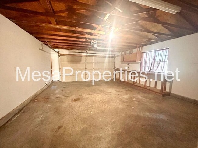 Building Photo - 16783 Hidden Creek Dr