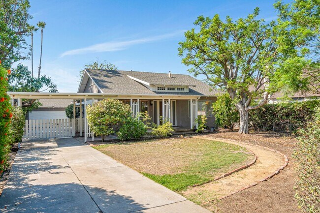 Primary Photo - 9102 E Fairview Ave