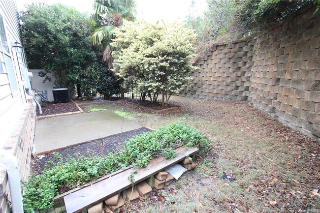 Building Photo - 8367 Primanti Blvd