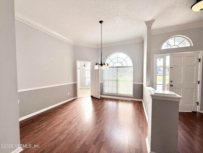 Building Photo - 11411 Kingsley Manor Way