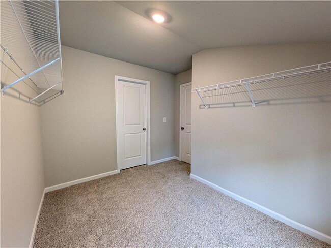 Building Photo - 3660 Salvia Dr