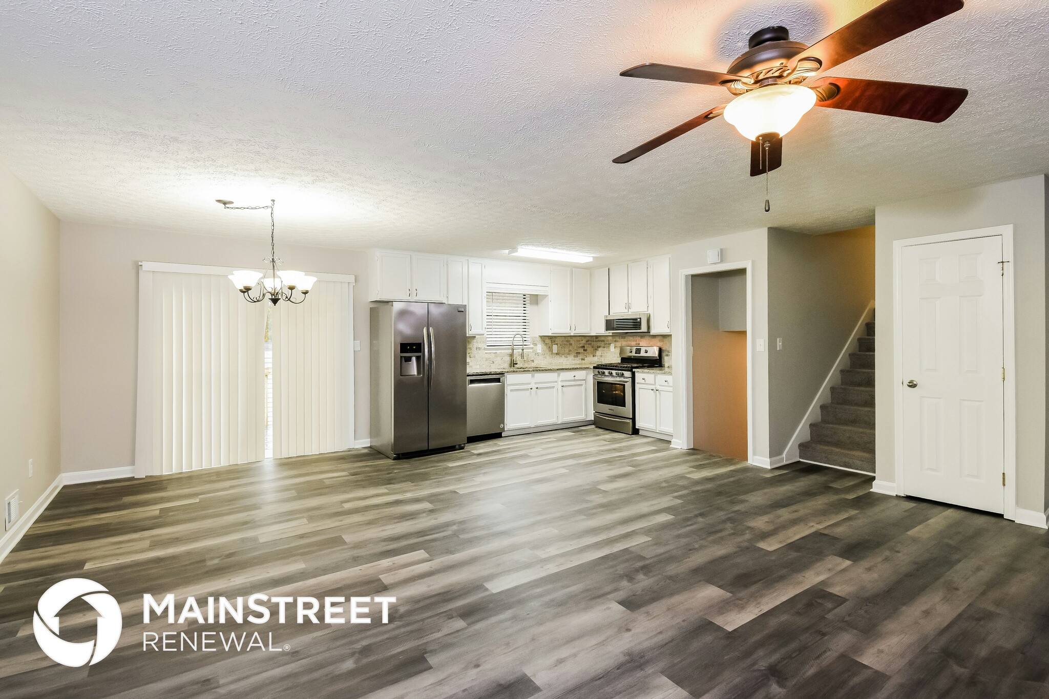 Building Photo - 467 Woodland St