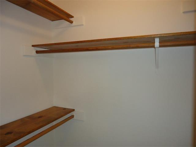 Building Photo - 9903 Grand Oak Dr